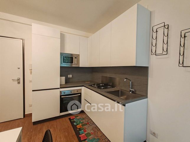 Appartamento in residenziale in Via Merano 7