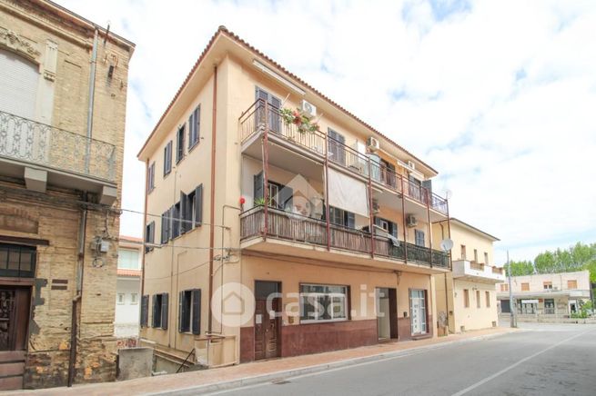Appartamento in residenziale in Via Cesare de Titta 11