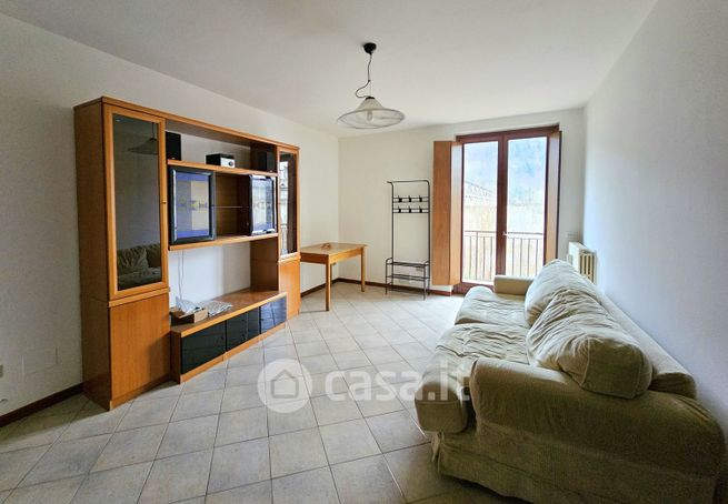 Appartamento in residenziale in Via Giuseppe Verdi 2