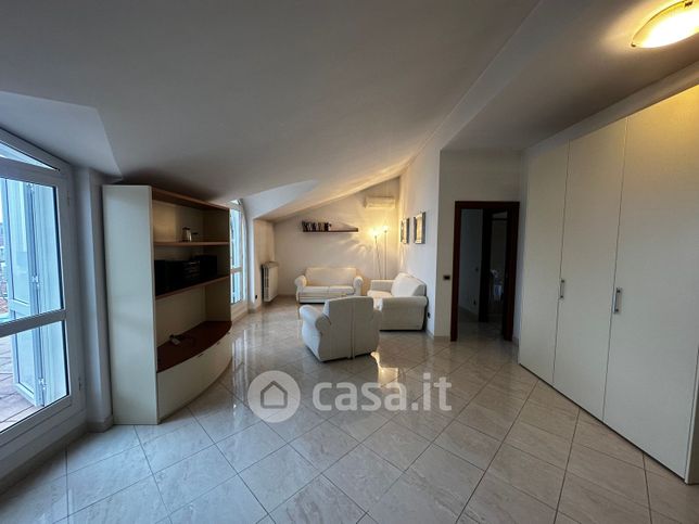 Attico/mansarda in residenziale in Corso T. Borsalino 19