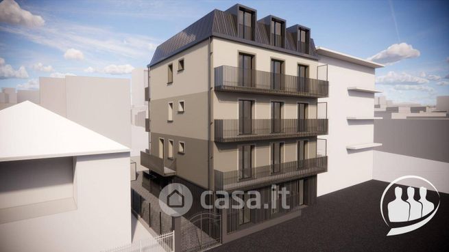 Appartamento in residenziale in Via Petrarca 30