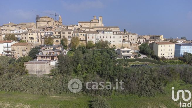 Terreno edificabile in residenziale in Viale della Repubblica 63