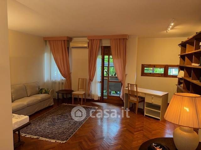 Appartamento in residenziale in Via Puglia
