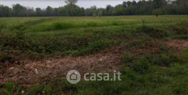 Terreno edificabile in residenziale in Cascina Induno