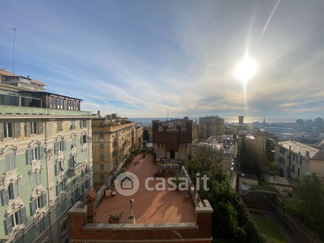 Appartamento in residenziale in Via Francesco Sivori 16