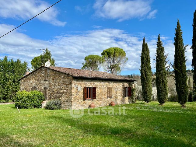 Rustico/casale in residenziale in lucarelli