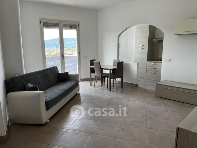 Appartamento in residenziale in Viale Piero Pozzoli 40 b