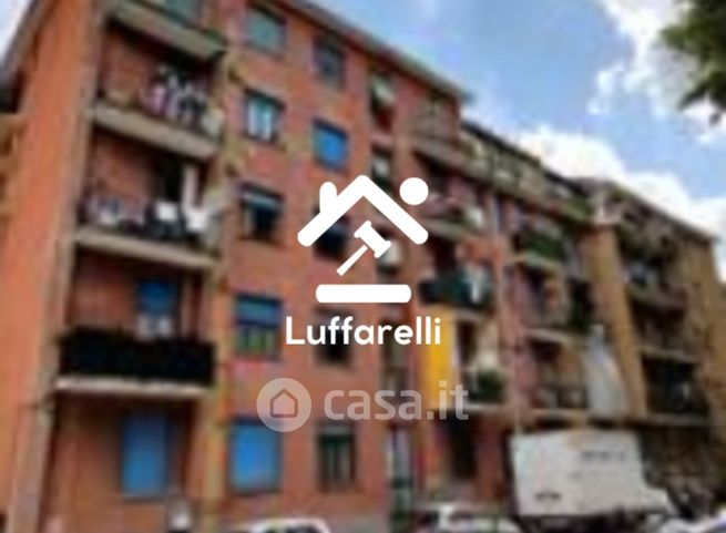 Appartamento in residenziale in Via Derna 17