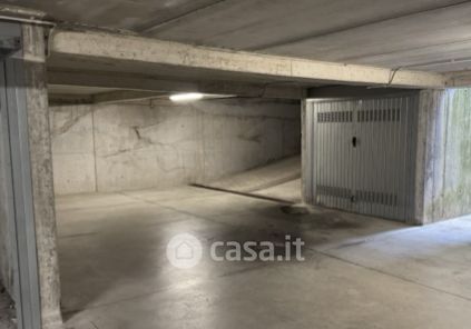 Box/posto auto in residenziale in Via Martiri della Libertà