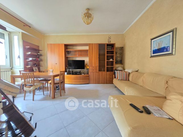 Appartamento in residenziale in Calata Capodichino 211