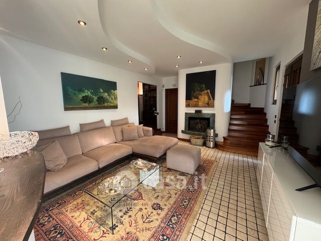Villa in residenziale in