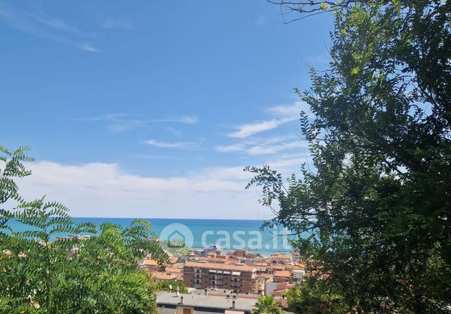 Appartamento in residenziale in Via Convento 3