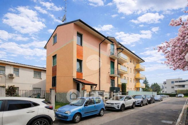 Appartamento in residenziale in Via Giuseppe Parini 4