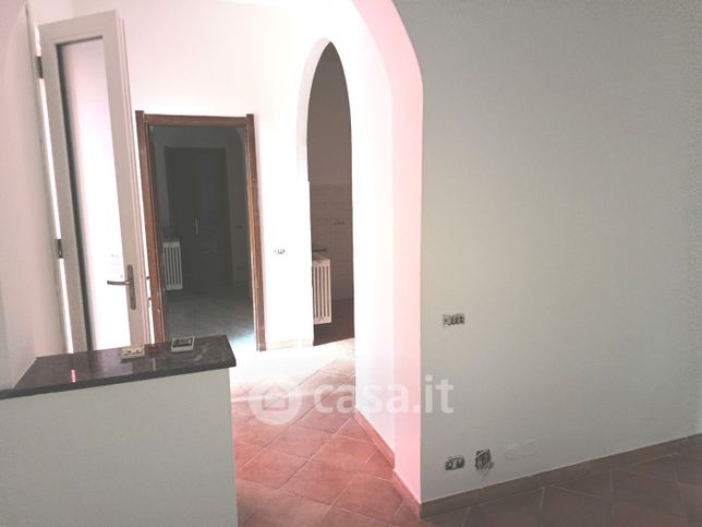 Appartamento in residenziale in Via Montespineto