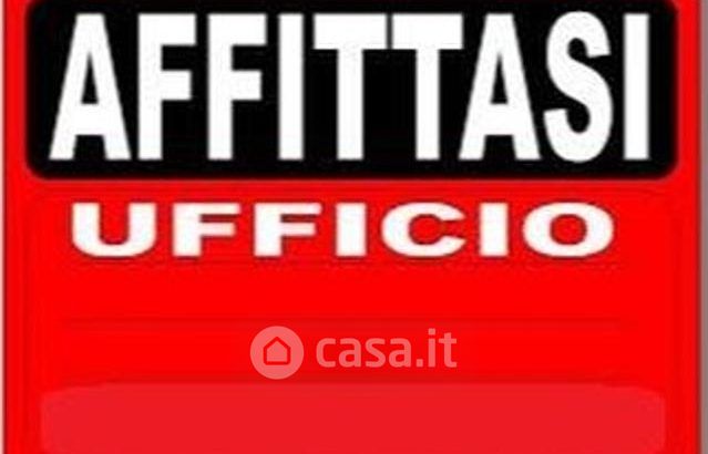 Ufficio in commerciale in Corso Italia