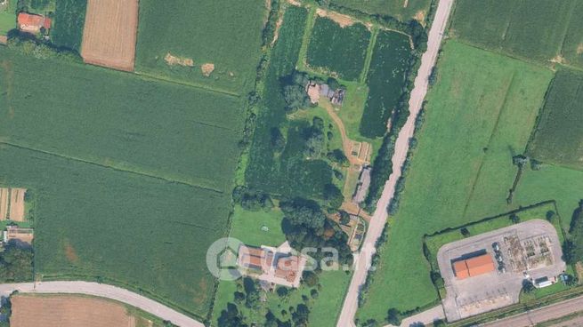 Terreno agricolo in commerciale in Via G. B. Tiepolo