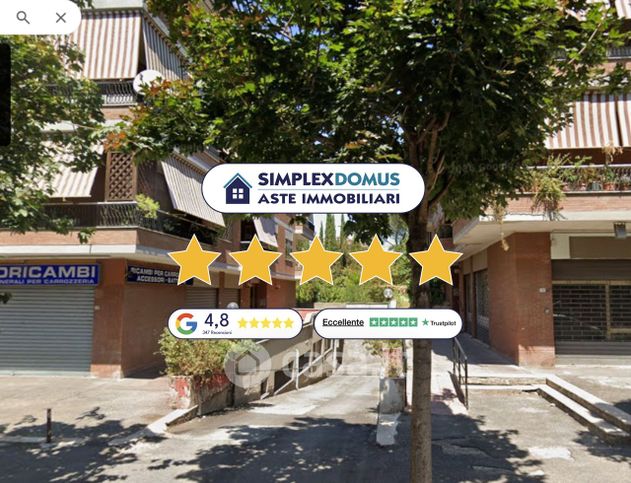 Appartamento in residenziale in Via Monte Bianco