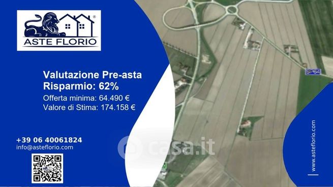 Terreno agricolo in commerciale in Via Murazze
