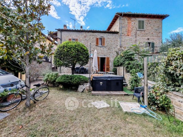 Rustico/casale in residenziale in