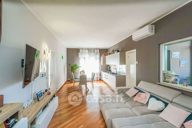 Appartamento in residenziale in Via Tullio Buelli 6