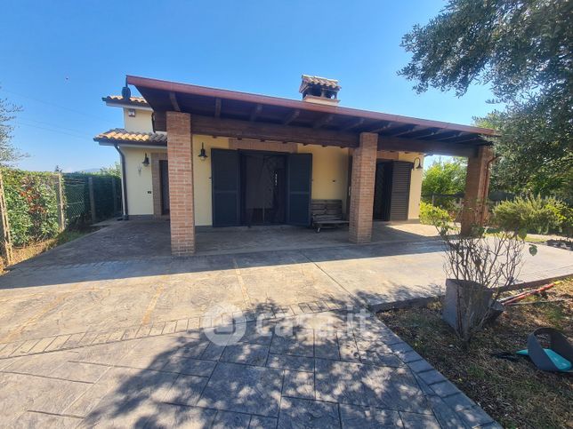 Villa in residenziale in Via Colle Sfiamma