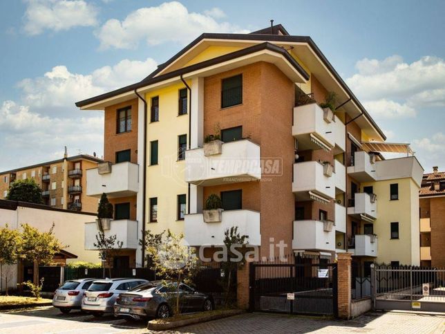 Appartamento in residenziale in Via Roma 35