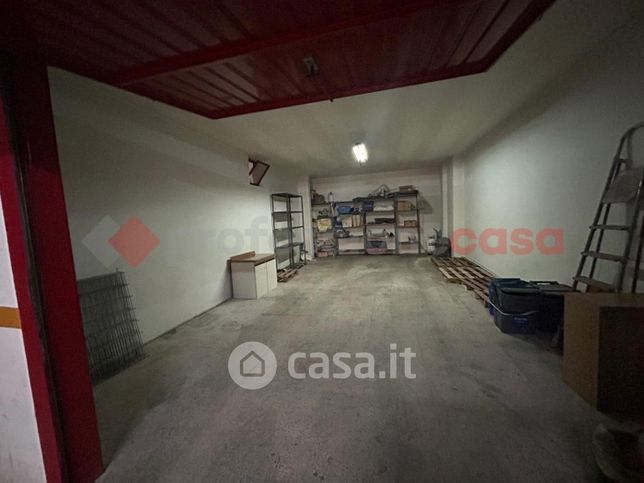 Garage/posto auto in residenziale in Via Giuseppe Semerari 7