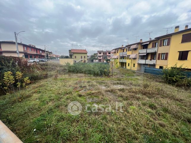 Terreno edificabile in residenziale in Via Solferino