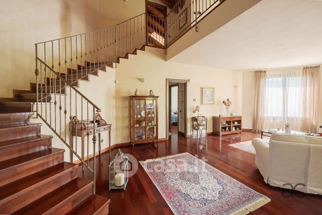 Villa in residenziale in Via Amerigo Vespucci 9