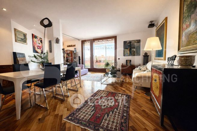 Attico/mansarda in residenziale in Via Cesare Battisti 15