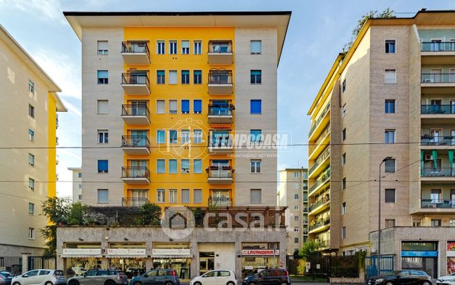 Box/posto auto in residenziale in Via Tito Livio 24