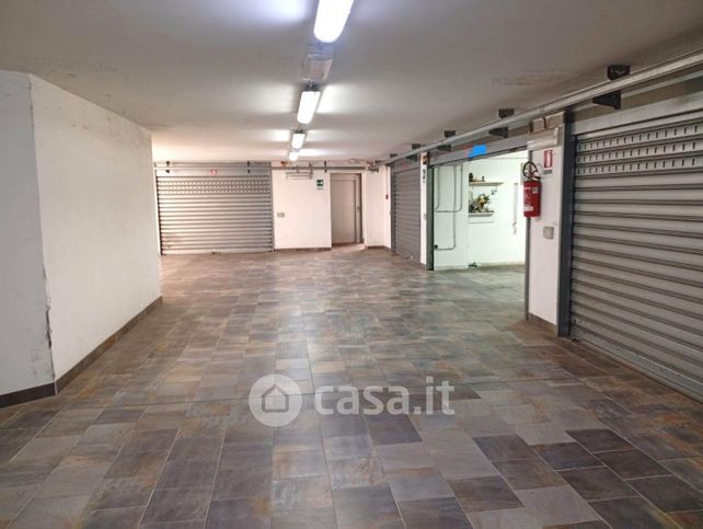 Box/posto auto in residenziale in 