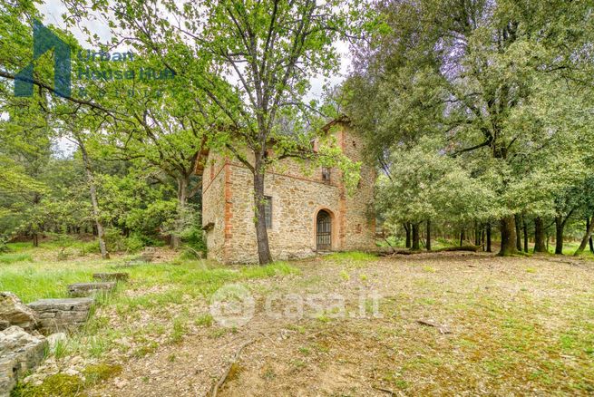 Casa indipendente in residenziale in Vocabolo Villa Poggiolo 11