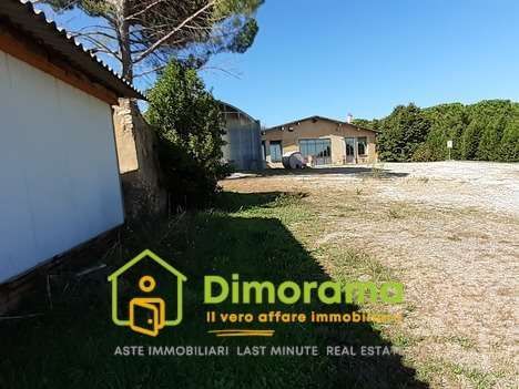 Terreno agricolo in commerciale in Via Le Casacce