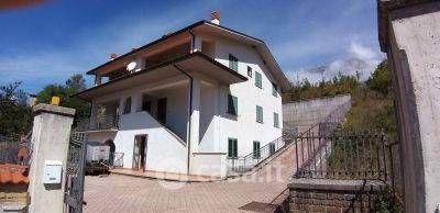 Appartamento in residenziale in Via Pretara 10