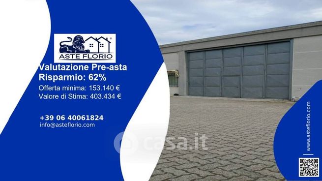 Capannone in commerciale in Via dell'Industria 34