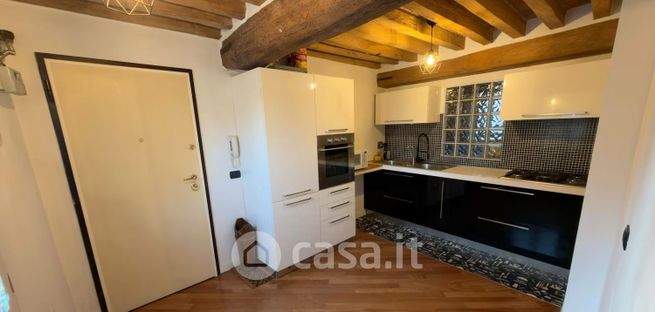 Appartamento in residenziale in Via Giulio Cesare Croce 32