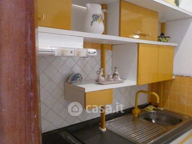Appartamento in residenziale in Salita Francesco de Luna