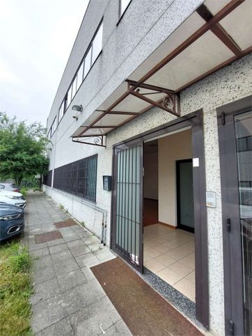 Ufficio in commerciale in Via A. Cechov