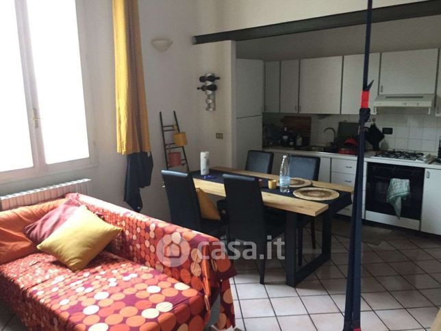 Appartamento in residenziale in Via Emilia Levante 180