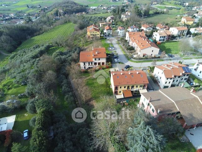 Terreno edificabile in residenziale in Via Monteforte