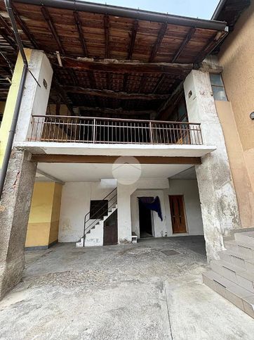 Rustico/casale in residenziale in Via Patrioti Romanesi 24