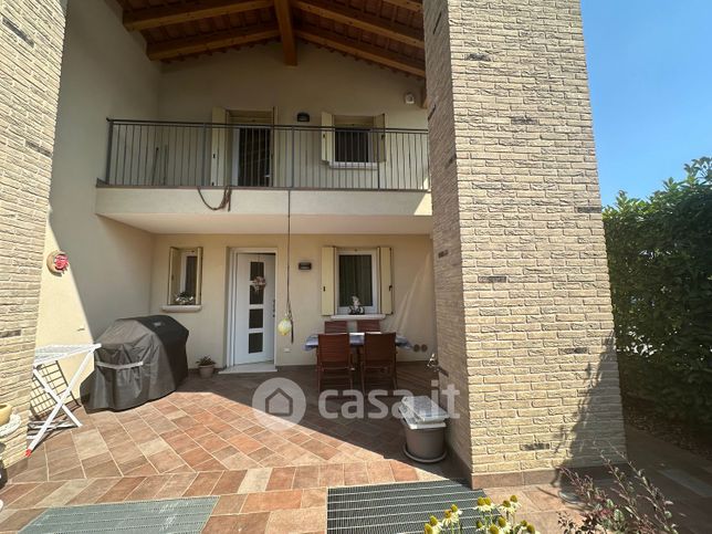Casa bi/trifamiliare in residenziale in Via Marini