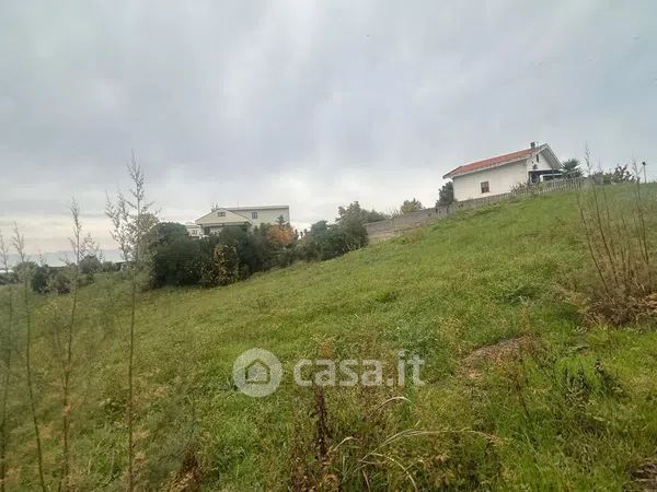 Terreno edificabile in residenziale in Via Colle della Vecchia