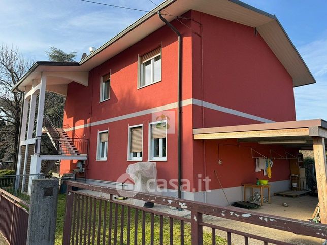 Appartamento in residenziale in Via Maranese