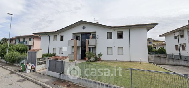 Appartamento in residenziale in Via V. Bellini
