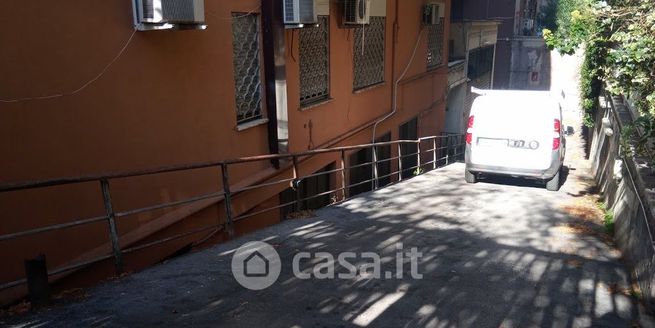 Garage/posto auto in residenziale in Via Monselice 5