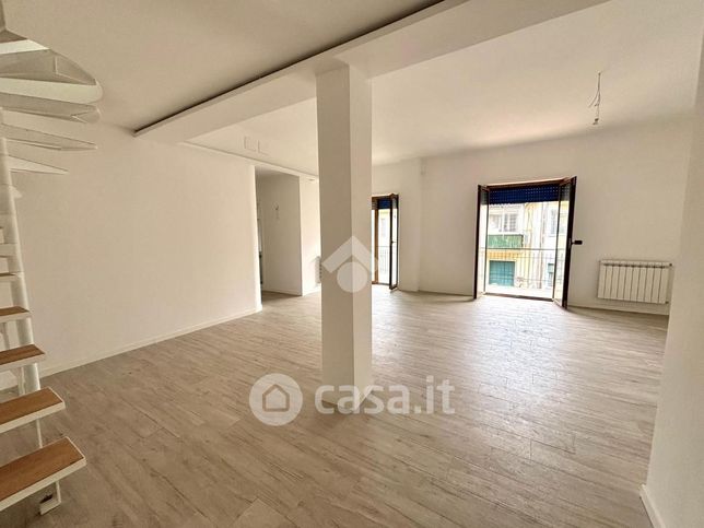 Appartamento in residenziale in Viale Privato Albino Albini 15