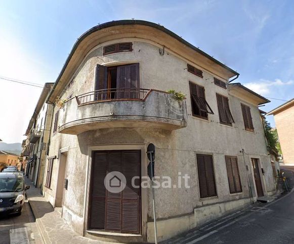 Casa bi/trifamiliare in residenziale in Via Giulio Braga