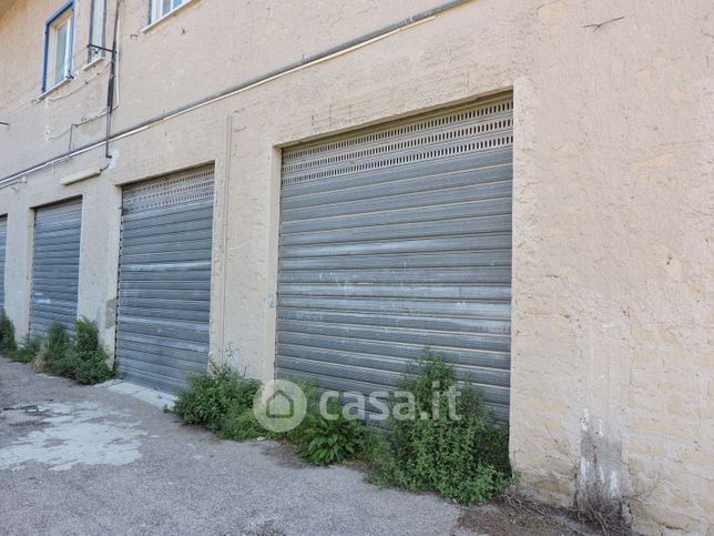 Box/posto auto in residenziale in Viale Trieste